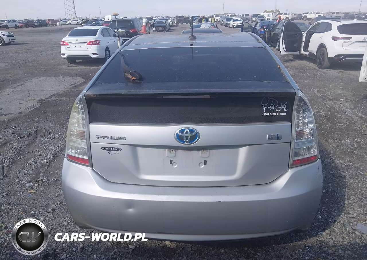 2011 Toyota Prius Two VIN:JTDKN3DU1B0280295 - 17