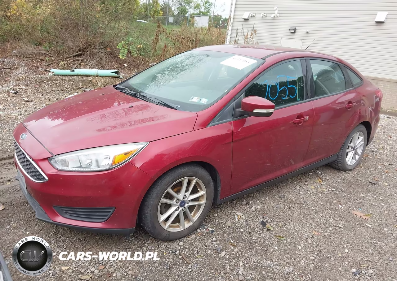 2015 Ford Focus Se VIN:1FADP3F2XFL303873 - 2
