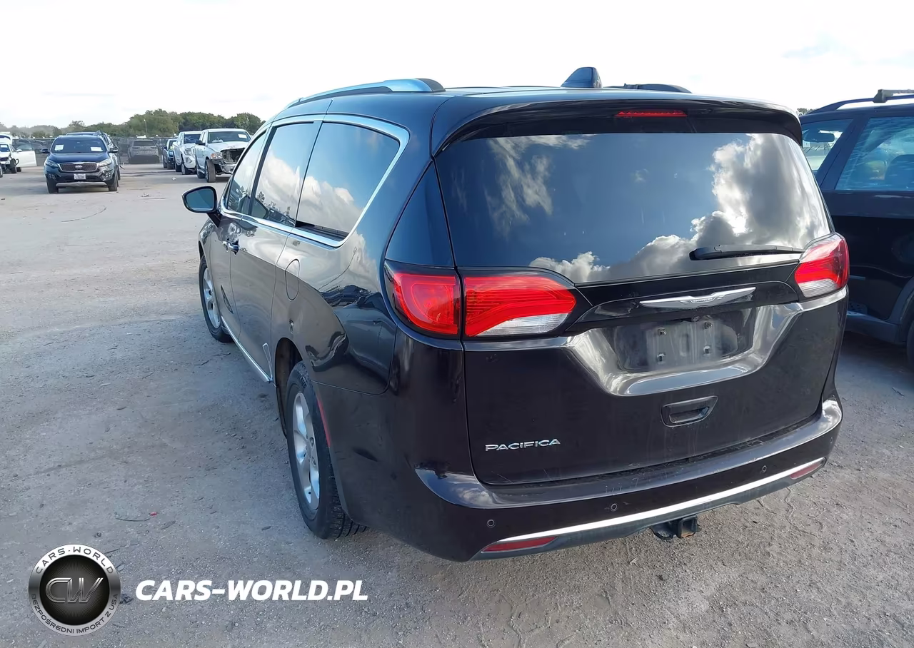 2017 Chrysler Pacifica VIN:2C4RC1EG6HR608486 - 3
