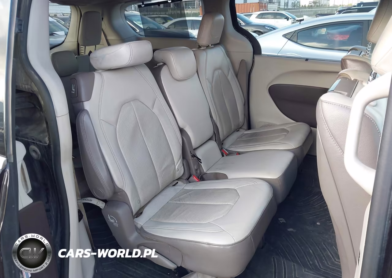 2017 Chrysler Pacifica VIN:2C4RC1EG6HR608486 - 8