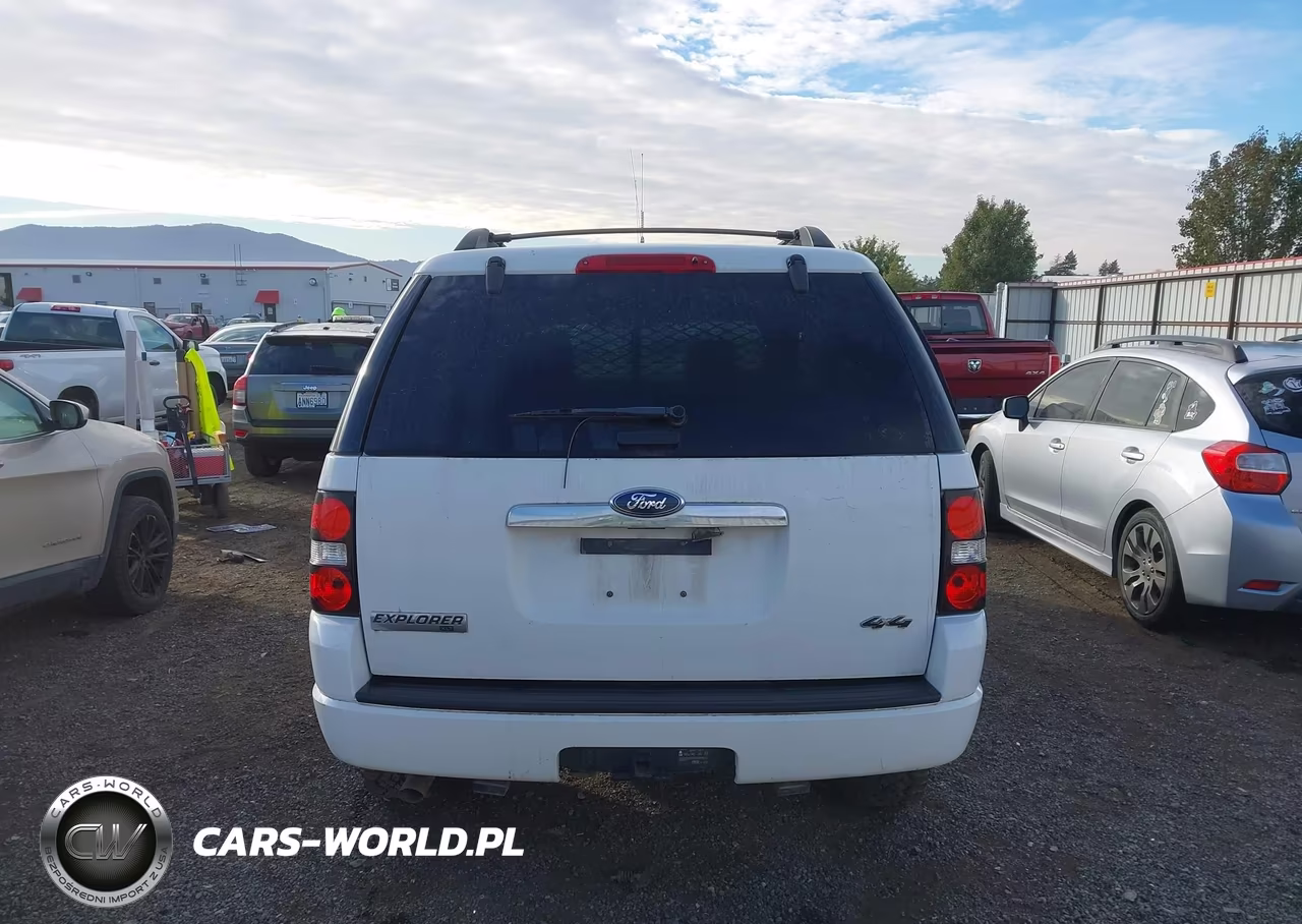 2010 Ford Explorer Xlt VIN:1FMEU7DE1AUB07928 - 18