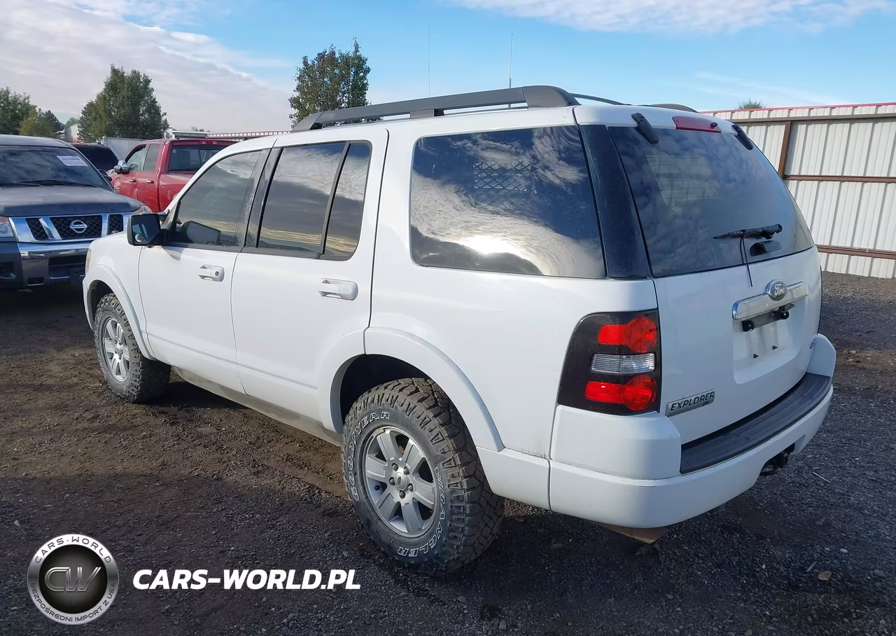 2010 Ford Explorer Xlt VIN:1FMEU7DE1AUB07928 - 3