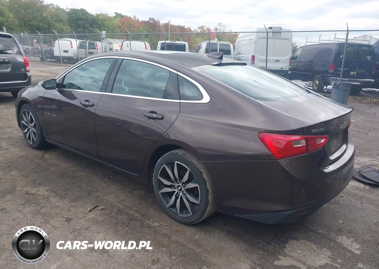 2016 Chevrolet Malibu 1Lt VIN:1G1ZE5ST3GF250944 - 3
