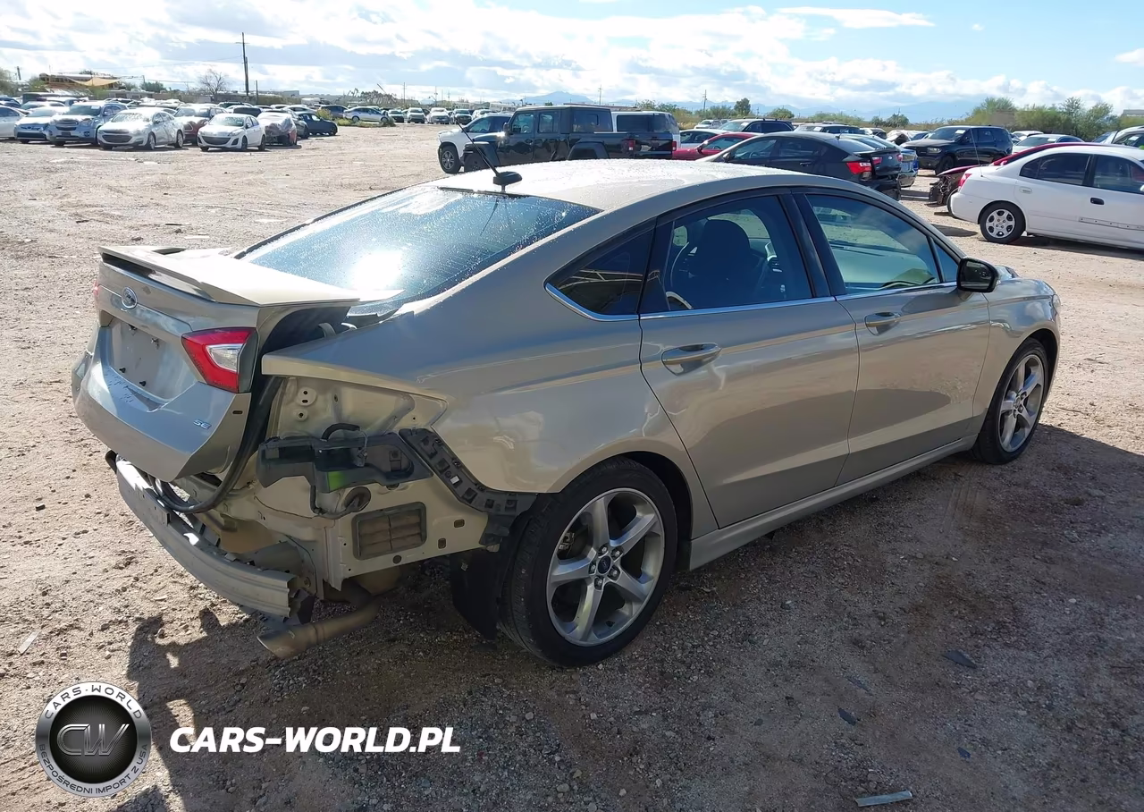 2015 Ford Fusion Se VIN:3FA6P0H77FR169809 - 4
