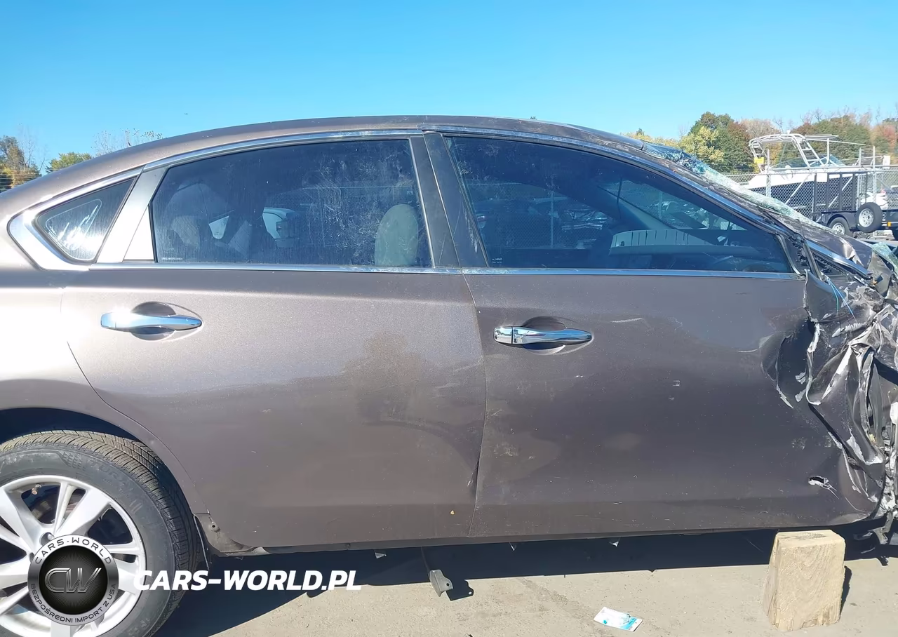 2015 Nissan Altima 2.5 Sv VIN:1N4AL3APXFC116814 - 12