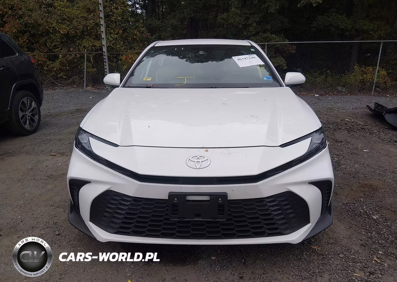 2025 Toyota Camry Se VIN:4T1DAACKXSU173839 - 12