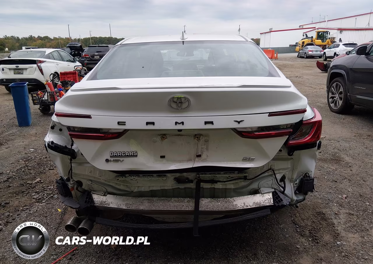 2025 Toyota Camry Se VIN:4T1DAACKXSU173839 - 16