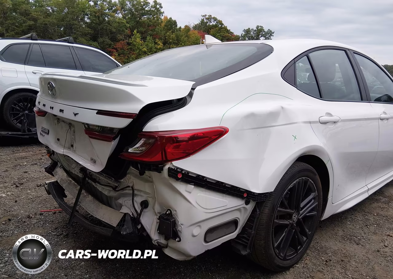 2025 Toyota Camry Se VIN:4T1DAACKXSU173839 - 6