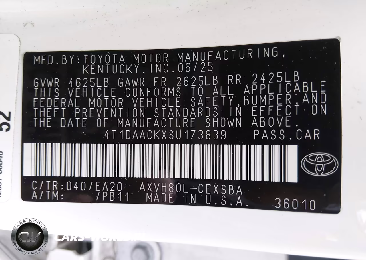 2025 Toyota Camry Se VIN:4T1DAACKXSU173839 - 9