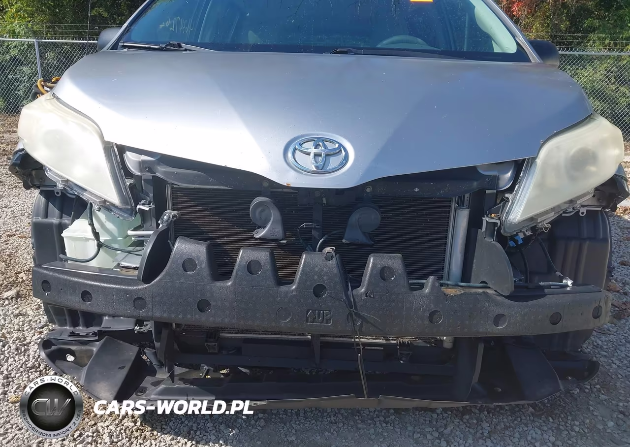 2012 Toyota Sienna Base V6 7 Passenger VIN:5TDZK3DC8CS258856 - 19