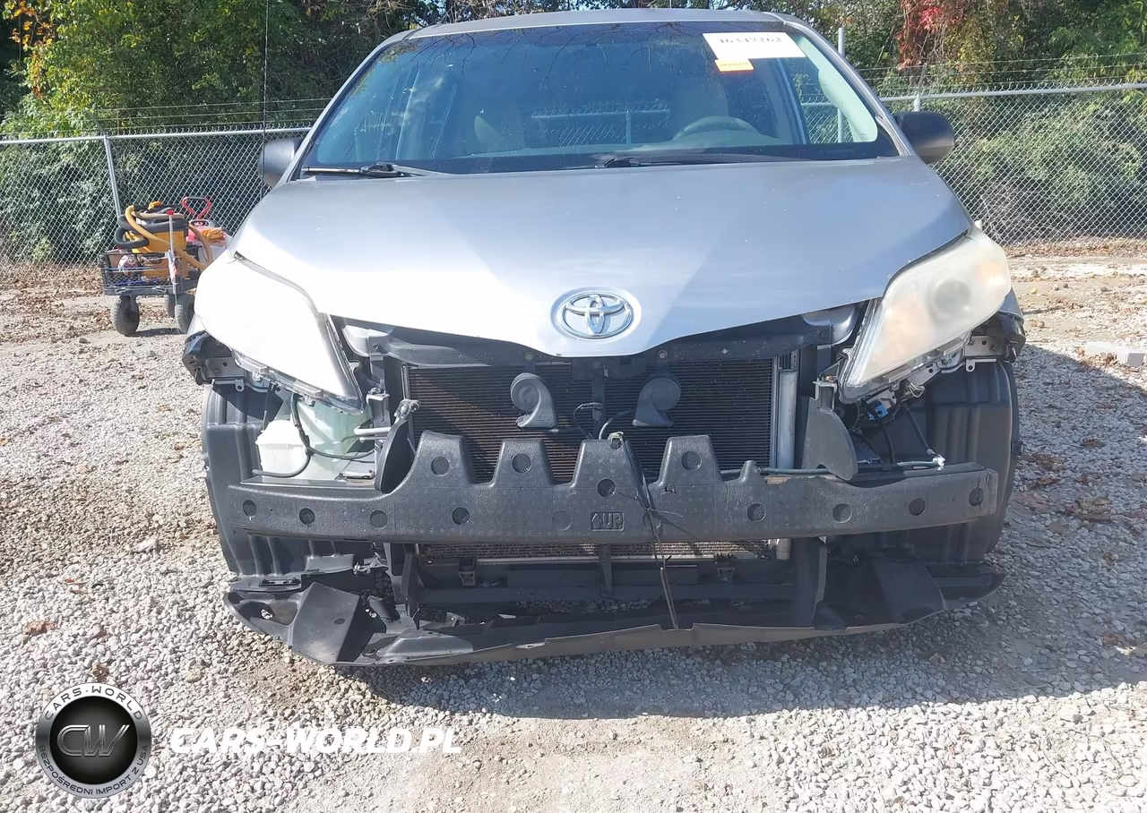 2012 Toyota Sienna Base V6 7 Passenger VIN:5TDZK3DC8CS258856 - 6