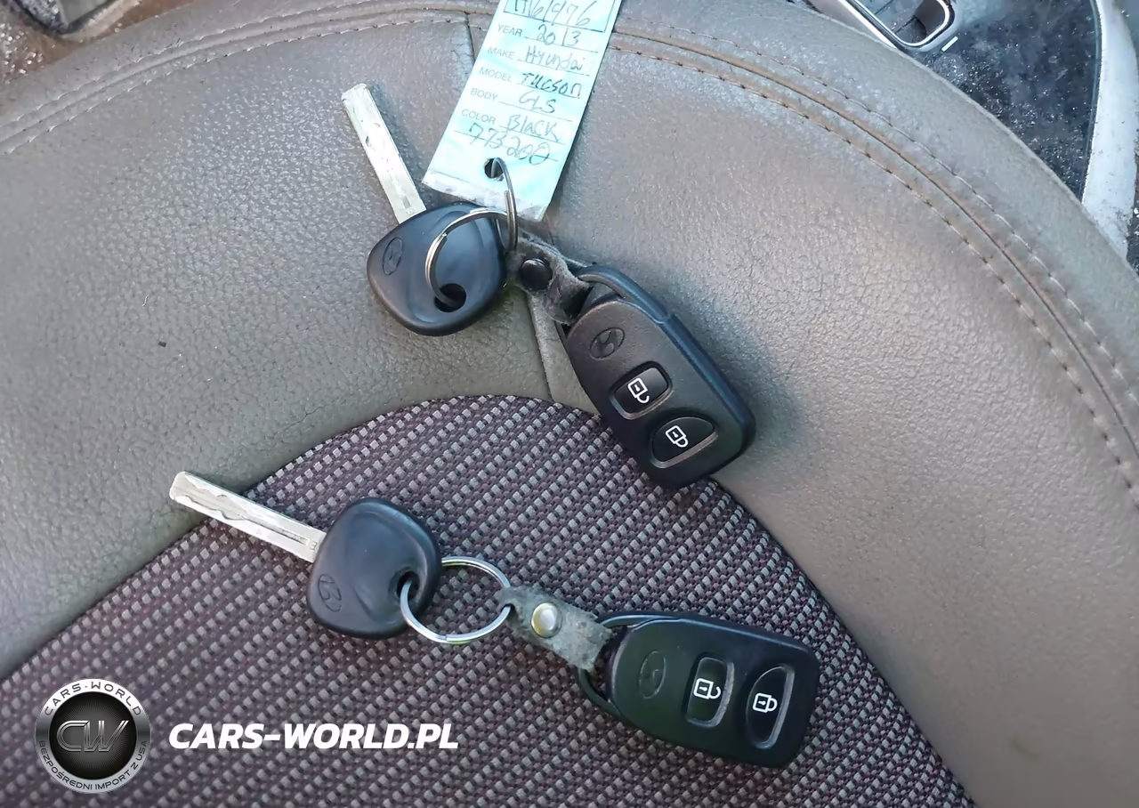 2013 Hyundai Tucson Gls VIN:KM8JU3AC6DU773200 - 11