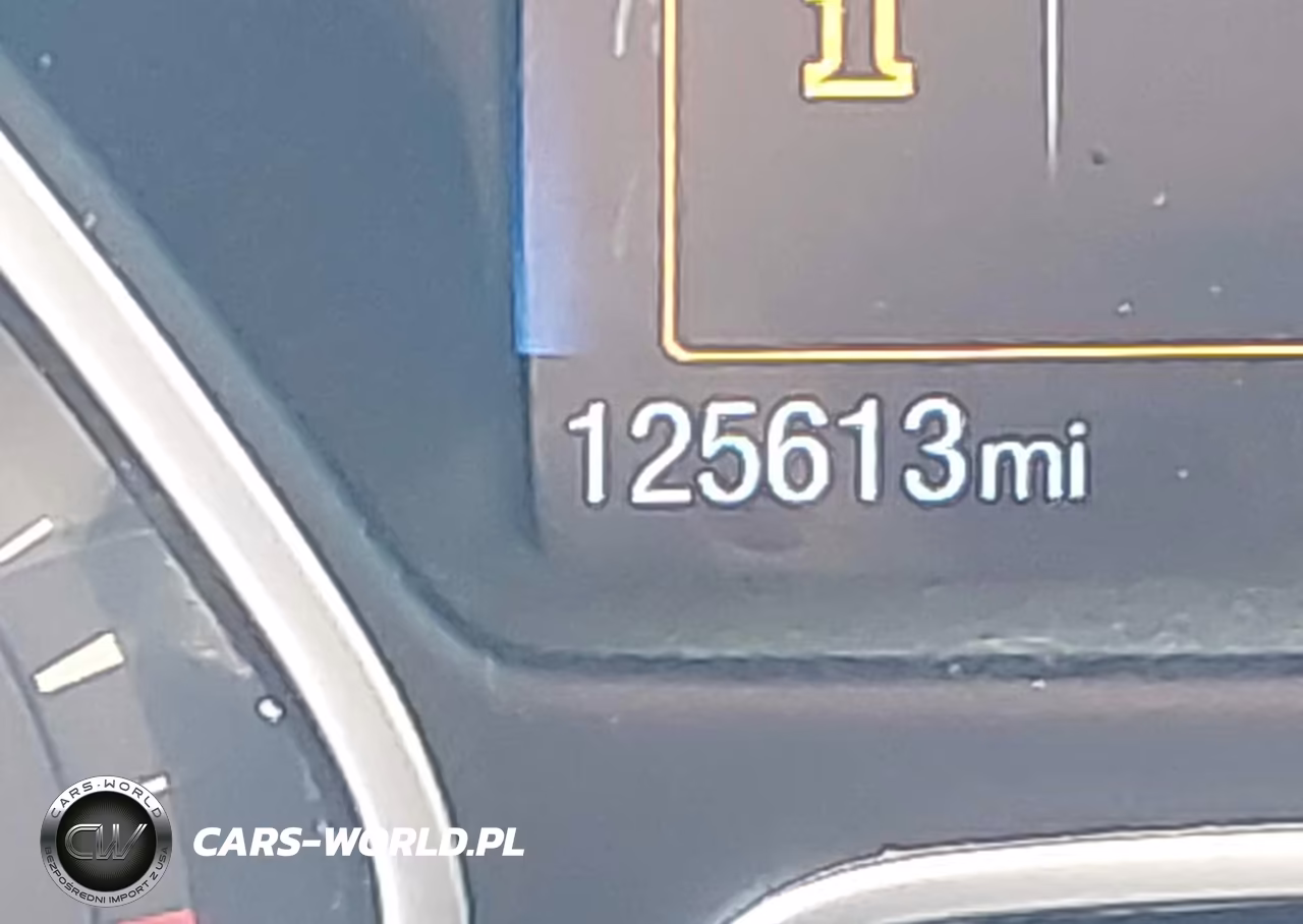 2016 Ford Focus Titanium VIN:1FADP3N20GL330504 - 15