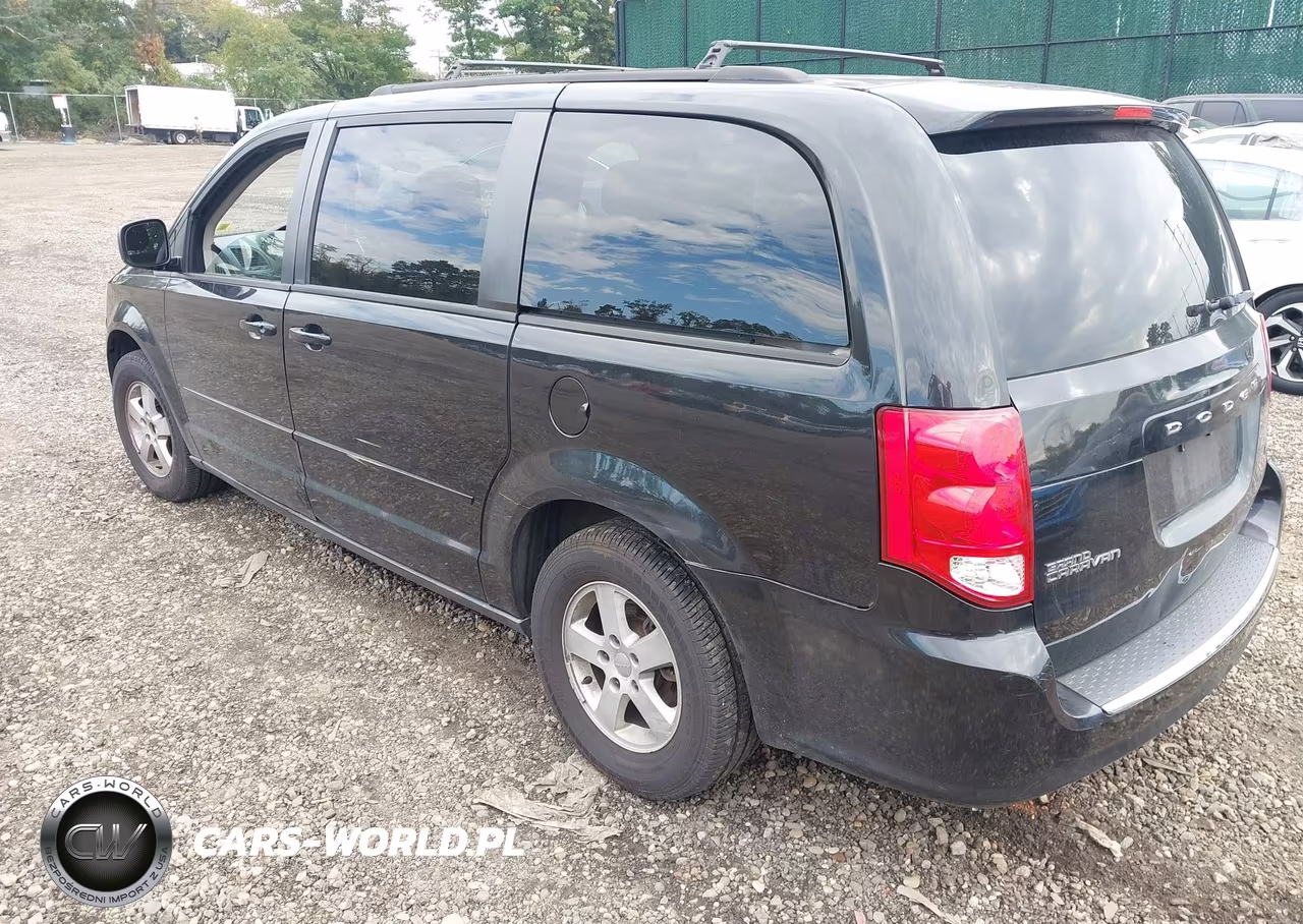 2013 Dodge Grand Caravan Sxt VIN:2C4RDGCG3DR582152 - 3
