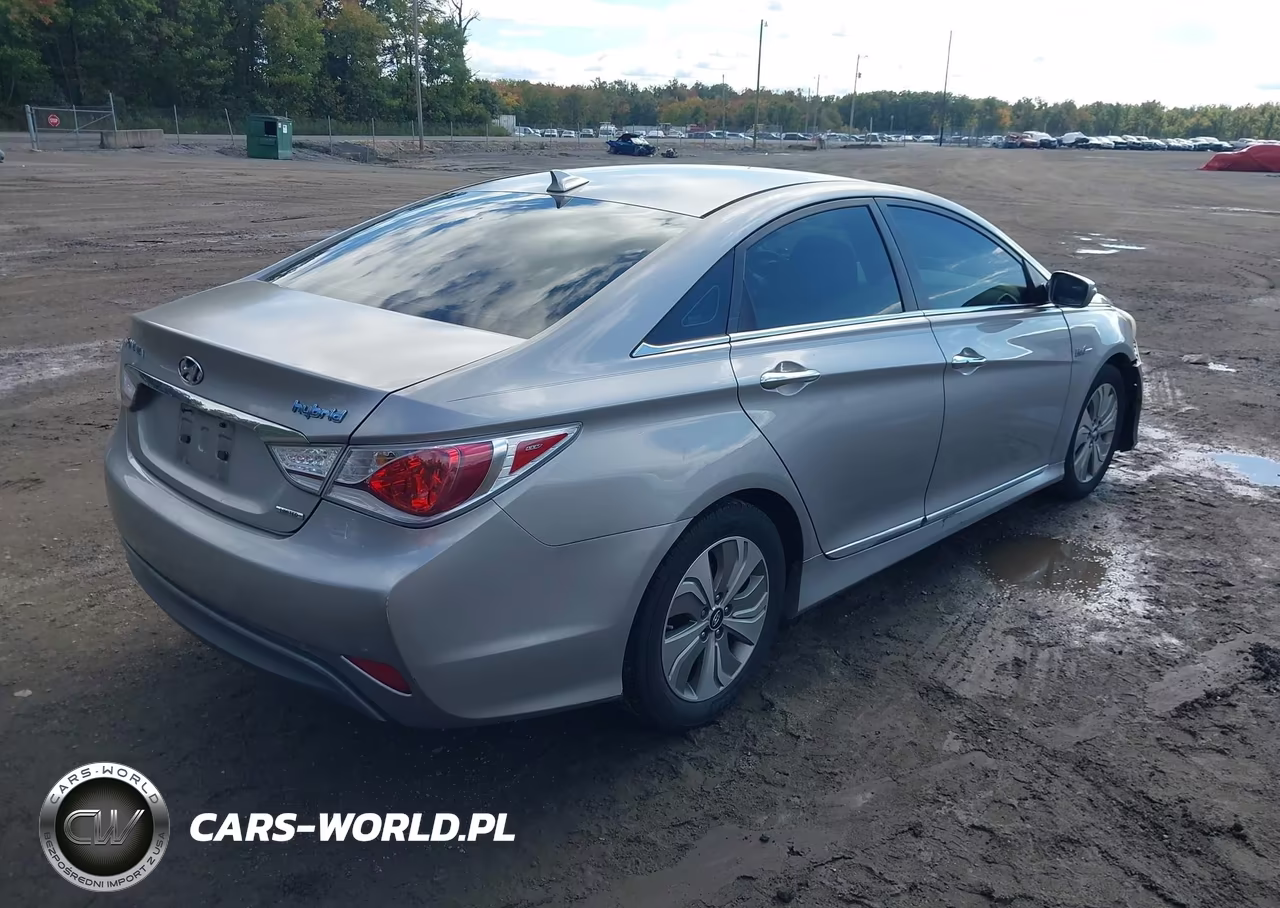 2013 Hyundai Sonata Hybrid Limited VIN:KMHEC4A46DA100685 - 4