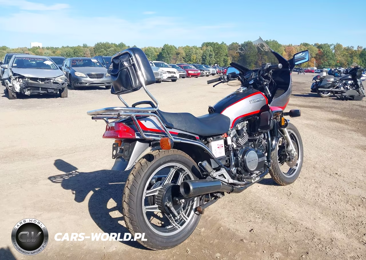 1985 Honda Vf700 S VIN:JH2RC2201FM101435 - 4