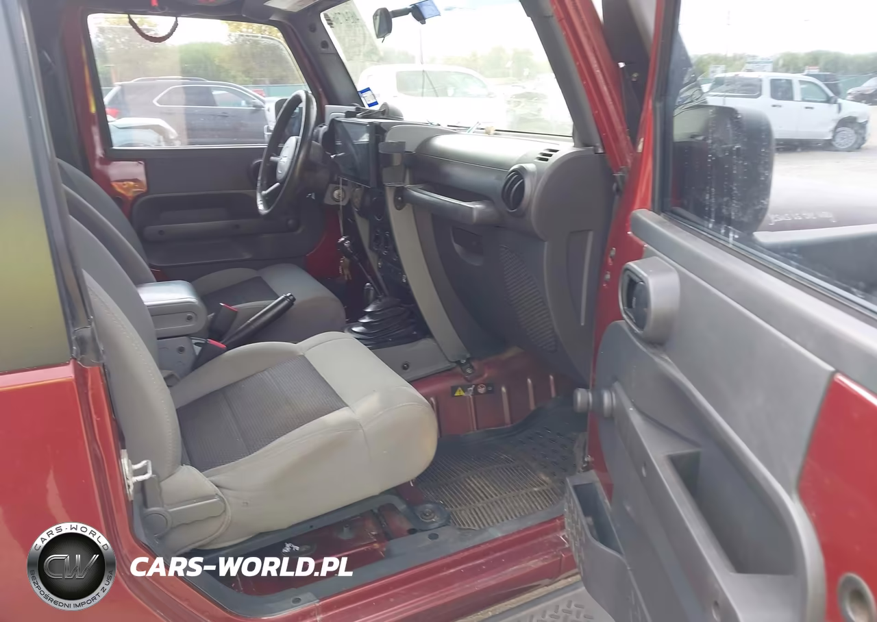 2010 Jeep Wrangler Sport VIN:1J4AA2D10AL216750 - 5