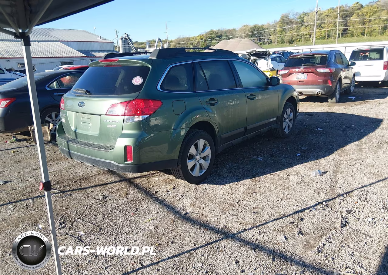 2012 Subaru Outback 2.5I Premium VIN:4S4BRBCC1C3269140 - 4
