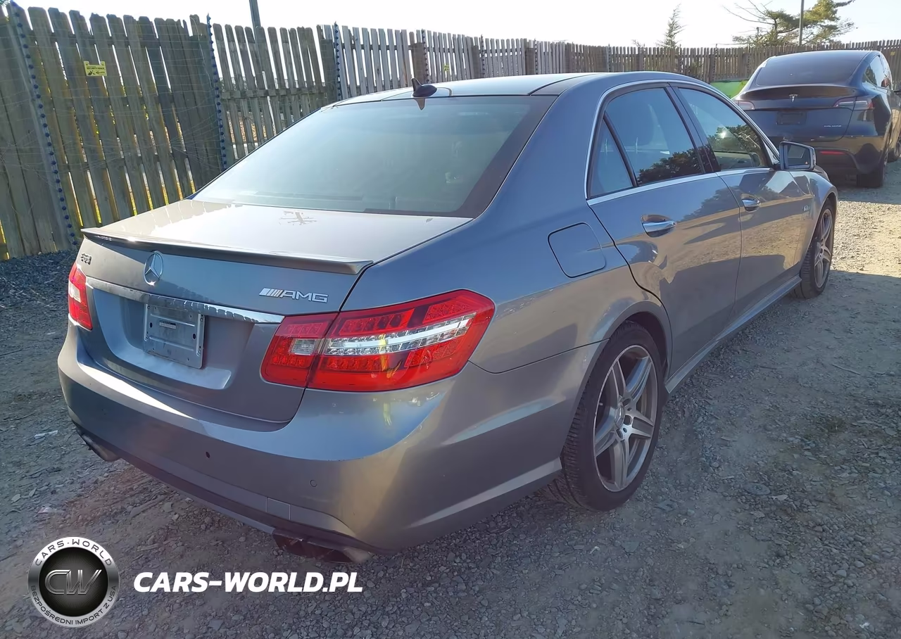 2010 Mercedes-Benz E 63 Amg VIN:WDDHF7HB5AA127067 - 4