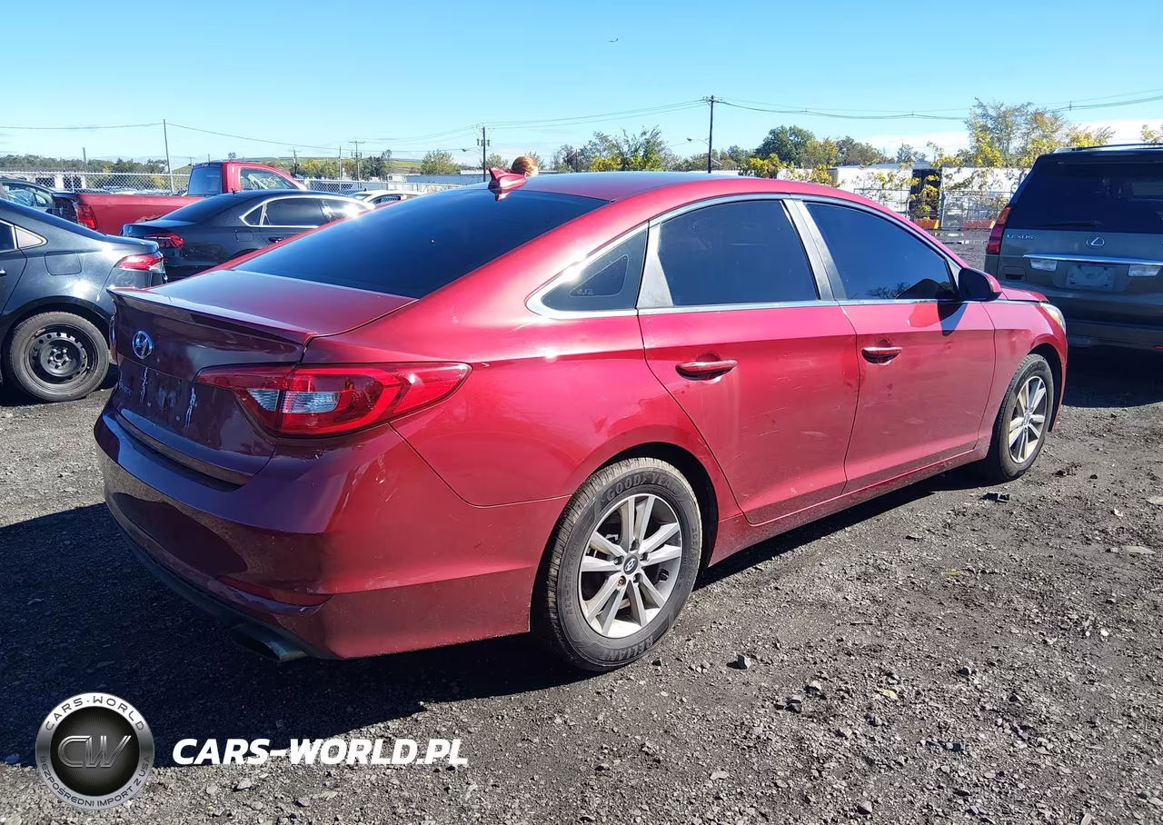 2016 Hyundai Sonata Se VIN:5NPE24AF1GH360062 - 4