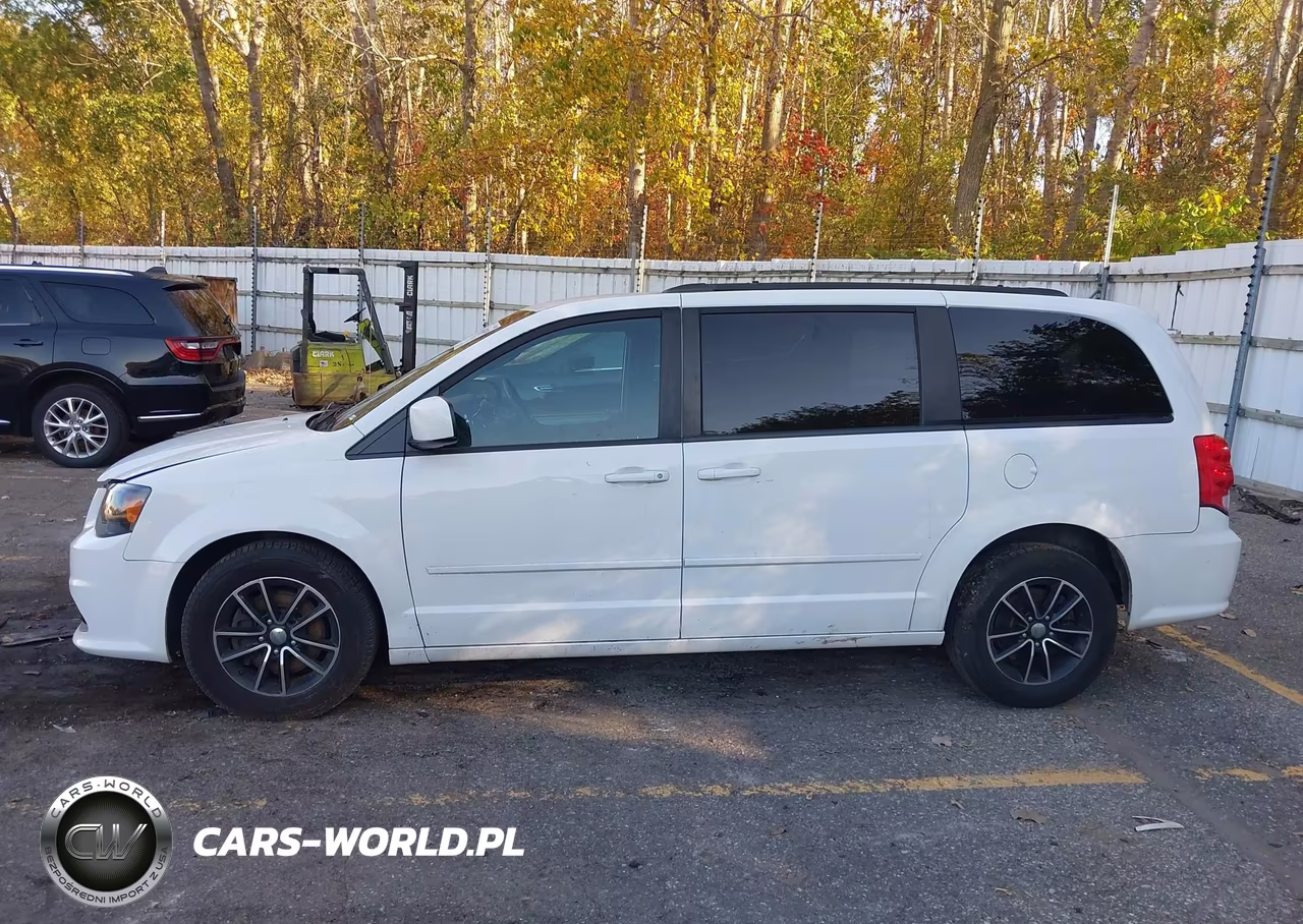 2017 Dodge Grand Caravan Gt VIN:2C4RDGEG5HR596704 - 14