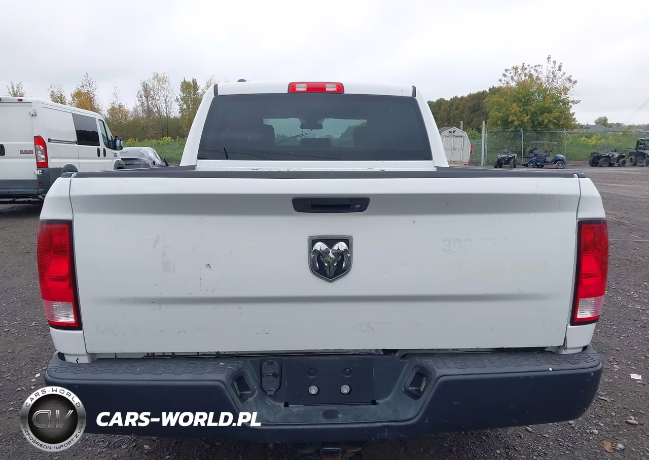 2018 Ram 1500 VIN:1C6RR6KM0JS278331 - 16