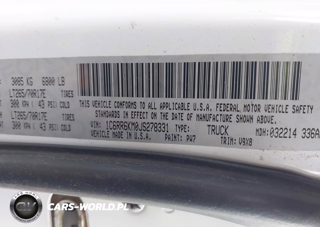 2018 Ram 1500 VIN:1C6RR6KM0JS278331 - 9