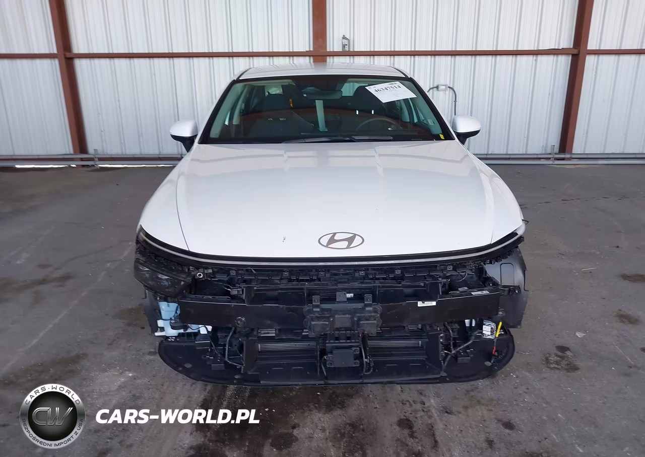 2026 Hyundai Sonata Hybrid Blue VIN:KMHL24JJ7TA161011 - 13