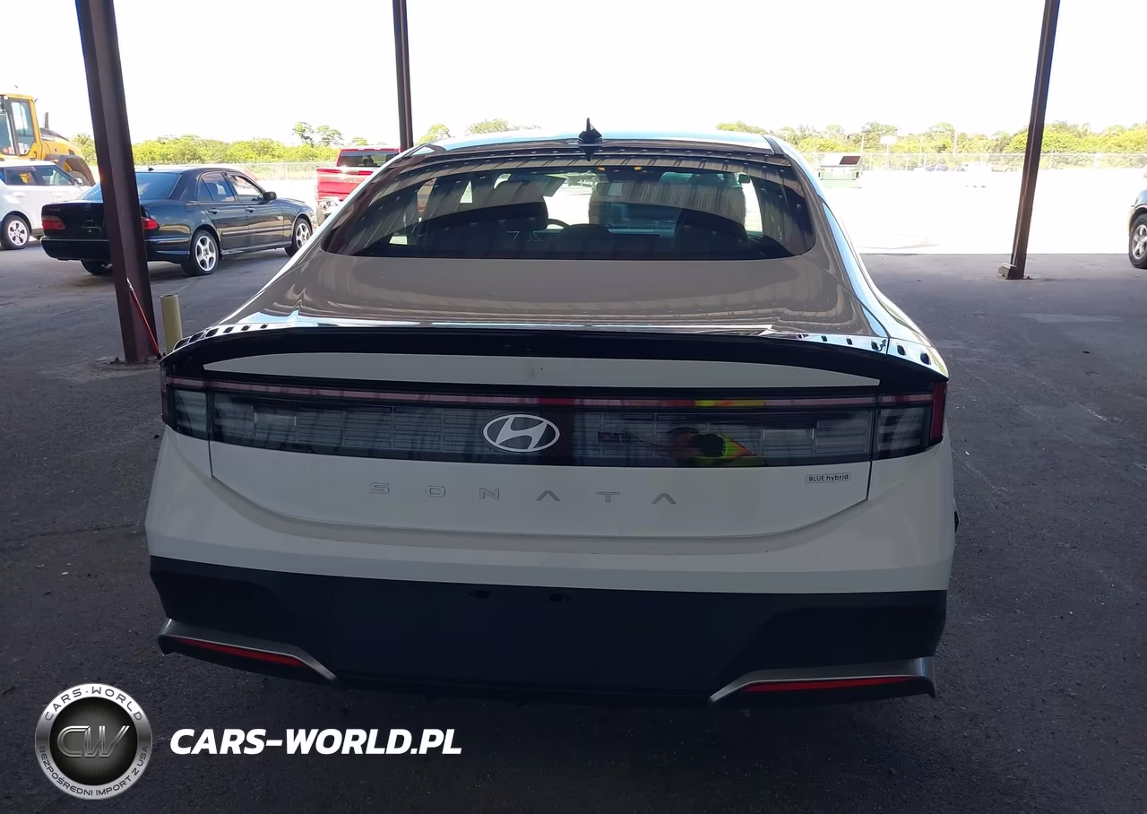 2026 Hyundai Sonata Hybrid Blue VIN:KMHL24JJ7TA161011 - 17