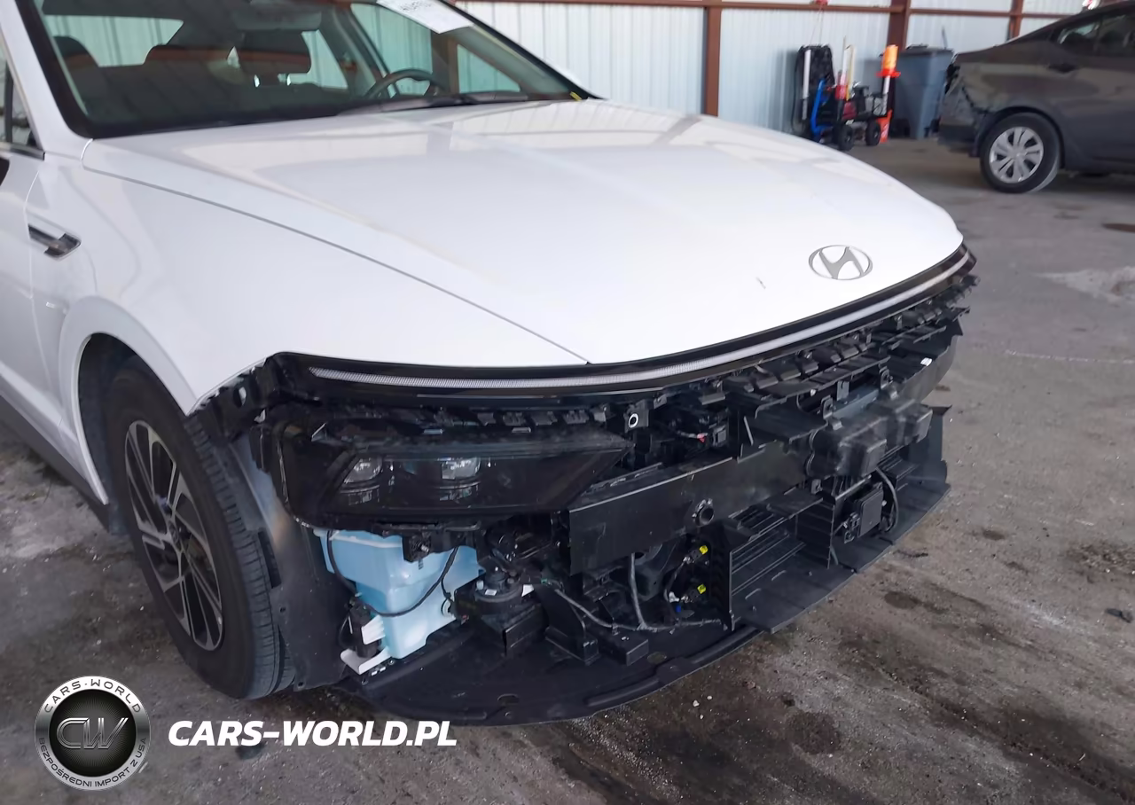 2026 Hyundai Sonata Hybrid Blue VIN:KMHL24JJ7TA161011 - 19
