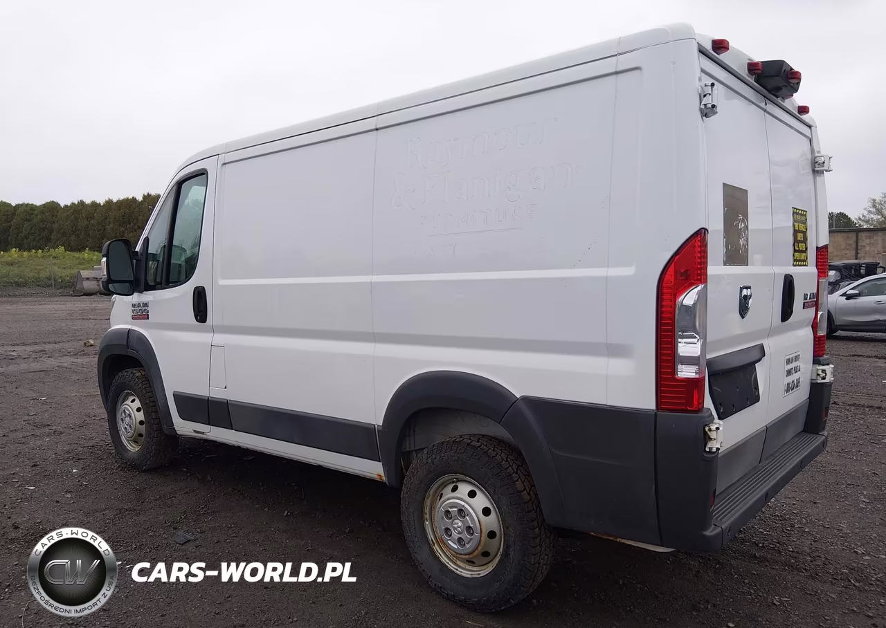 2015 Ram Promaster 1500 Low Roof VIN:3C6TRVNG4FE504208 - 3