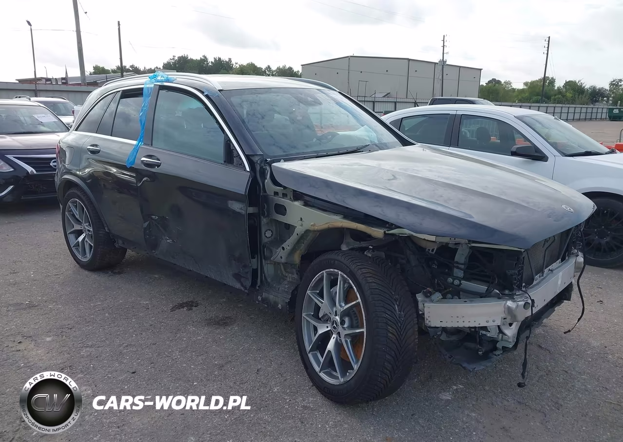 2022 Mercedes-Benz Glc 300 4Matic Suv – zdjęcie 1 z 19