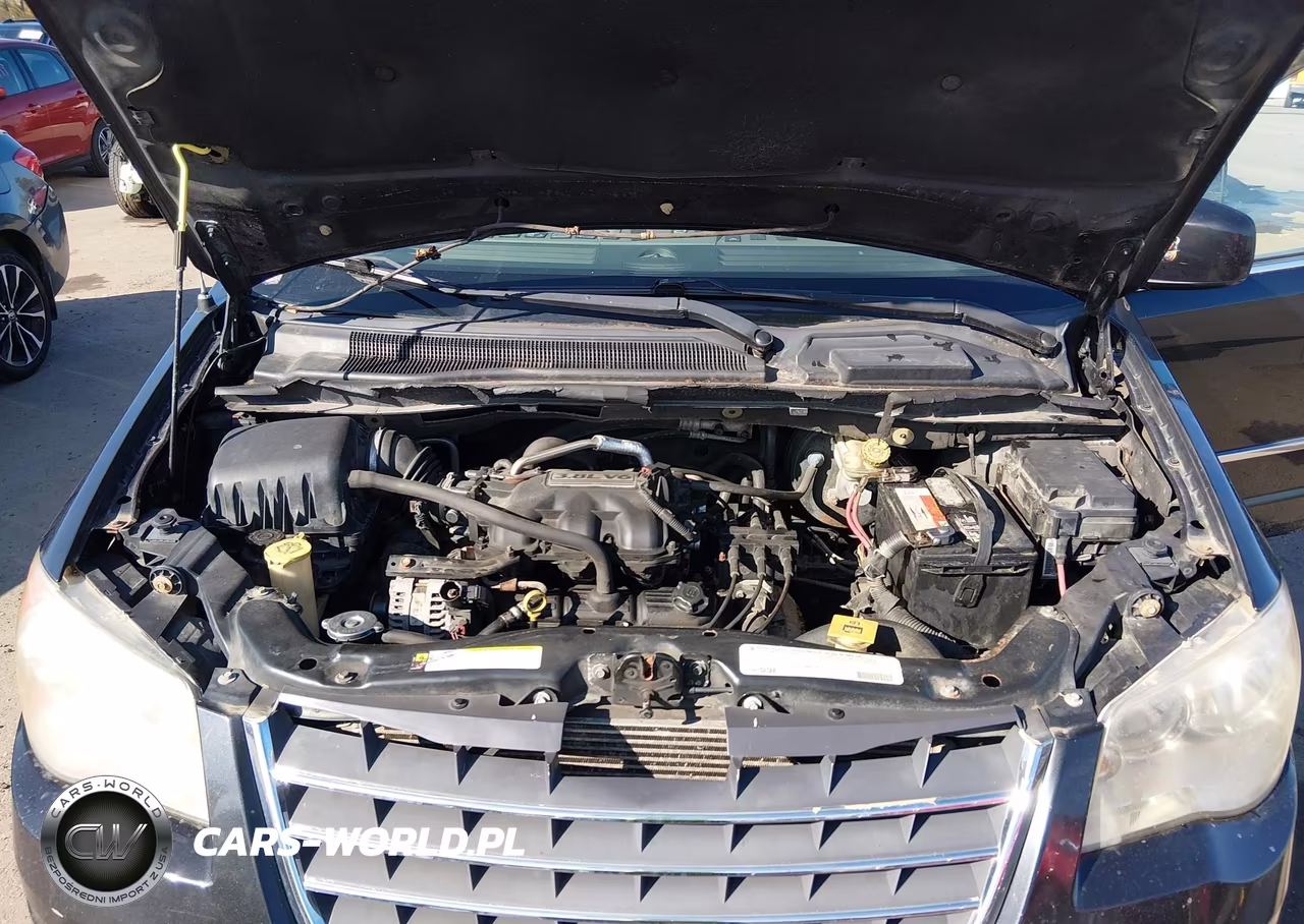 2010 Chrysler Town & Country Touring VIN:2A4RR5D1XAR494981 - 10