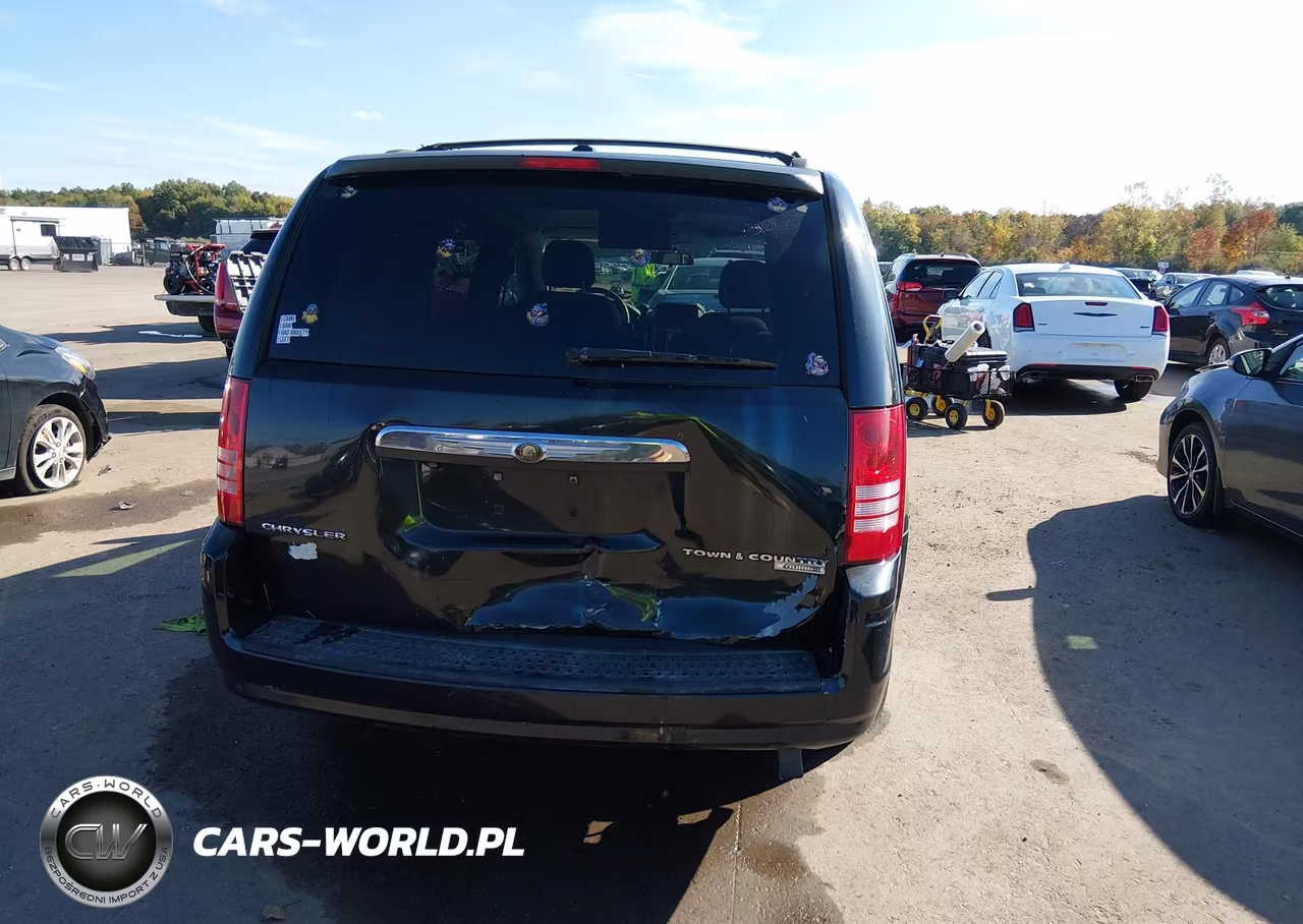 2010 Chrysler Town & Country Touring VIN:2A4RR5D1XAR494981 - 16