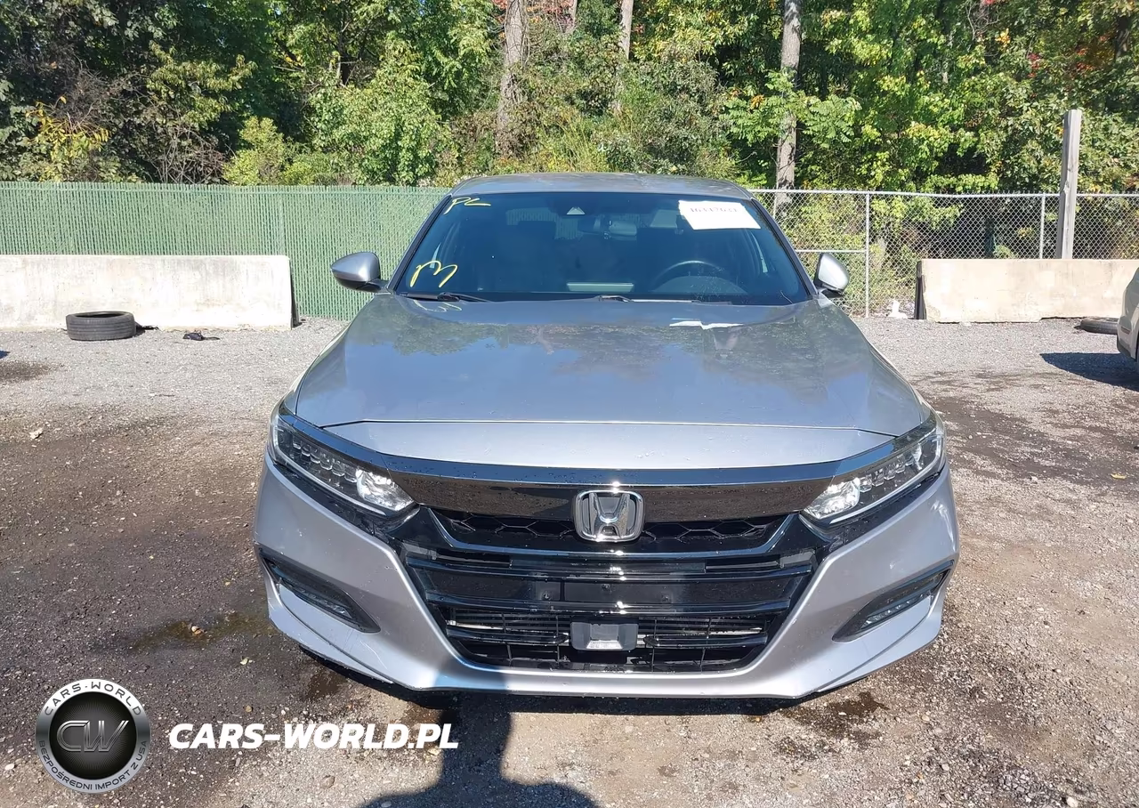 2018 Honda Accord Sport VIN:1HGCV1F33JA089114 - 11
