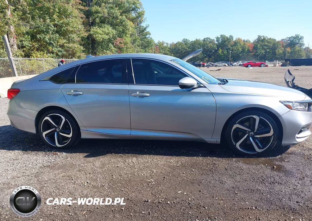 2018 Honda Accord Sport VIN:1HGCV1F33JA089114 - 12