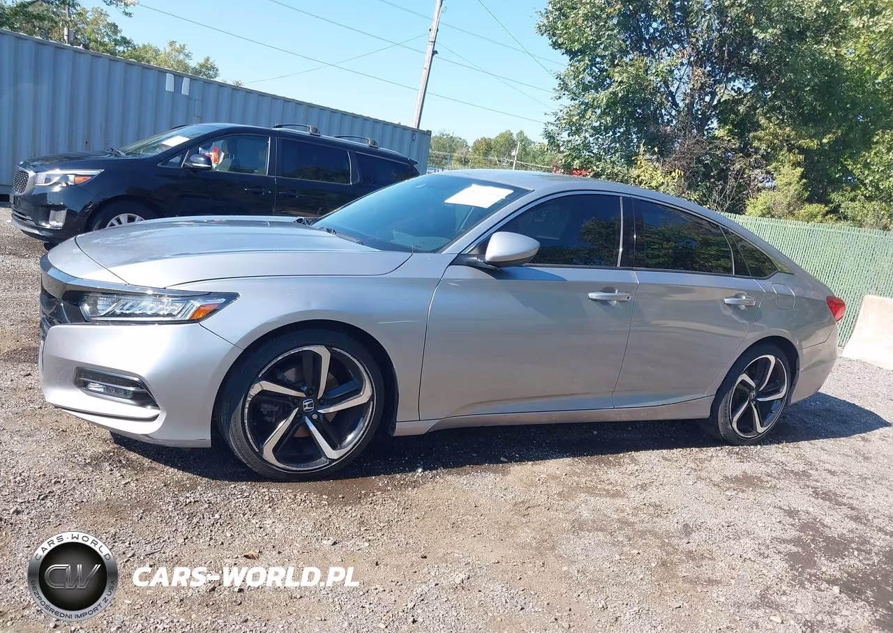 2018 Honda Accord Sport VIN:1HGCV1F33JA089114 - 13
