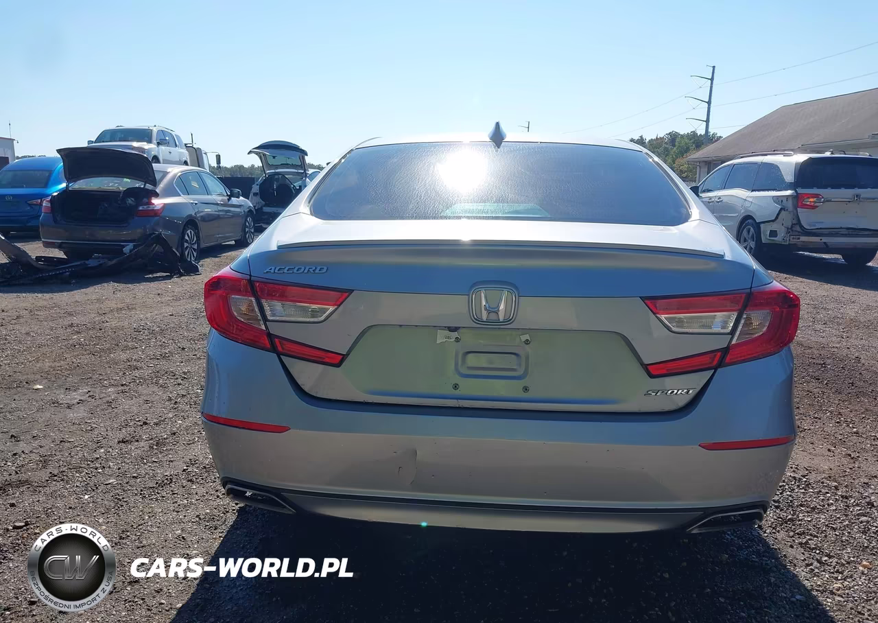 2018 Honda Accord Sport VIN:1HGCV1F33JA089114 - 15