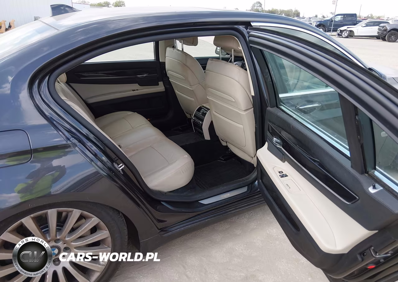 2012 BMW 750Li xDrive VIN:WBAKC8C58CC434818 - 8