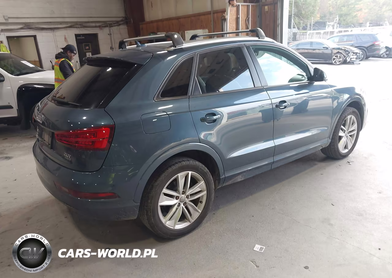 2017 Audi Q3 2.0T Premium VIN:WA1ECCFS1HR007709 - 4