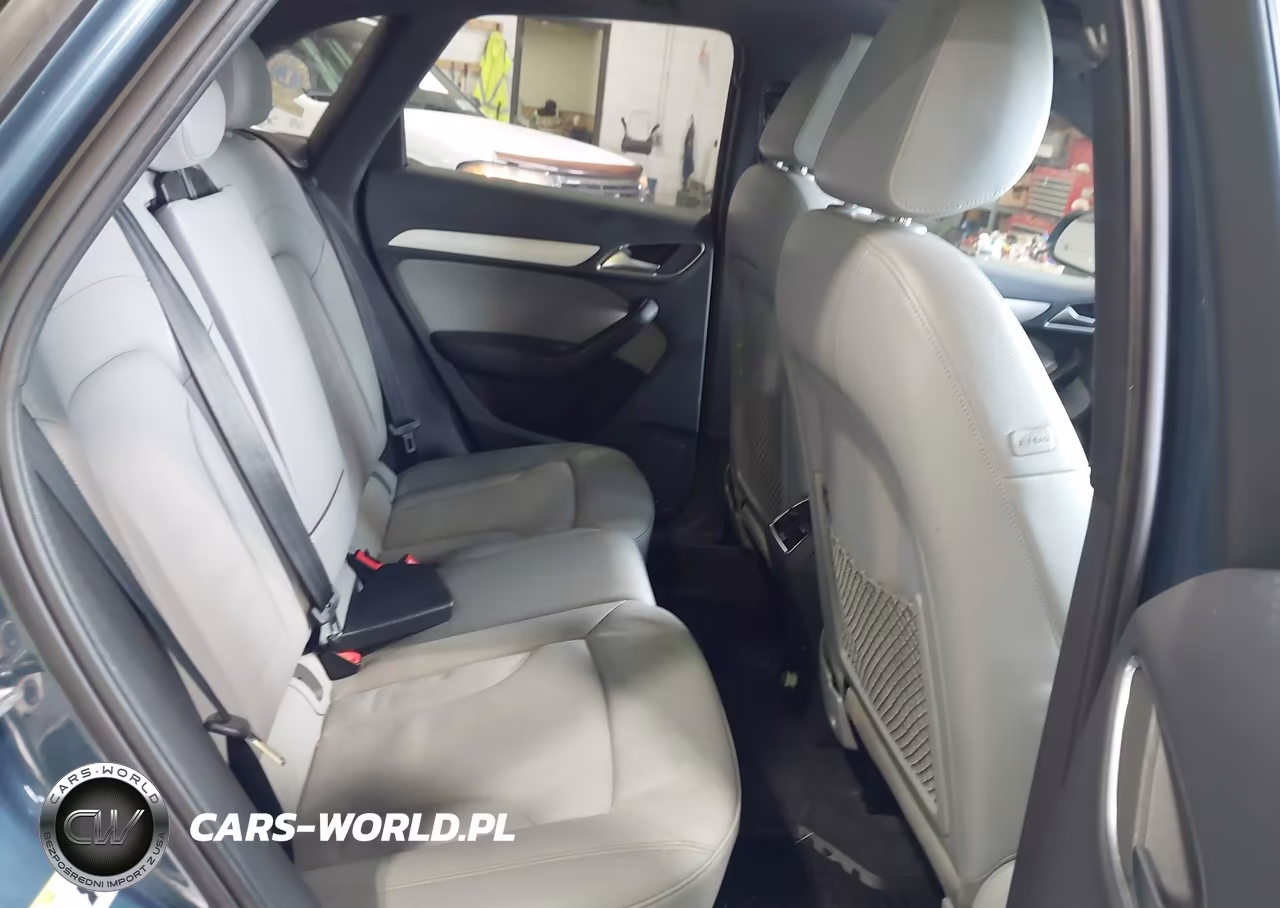 2017 Audi Q3 2.0T Premium VIN:WA1ECCFS1HR007709 - 8