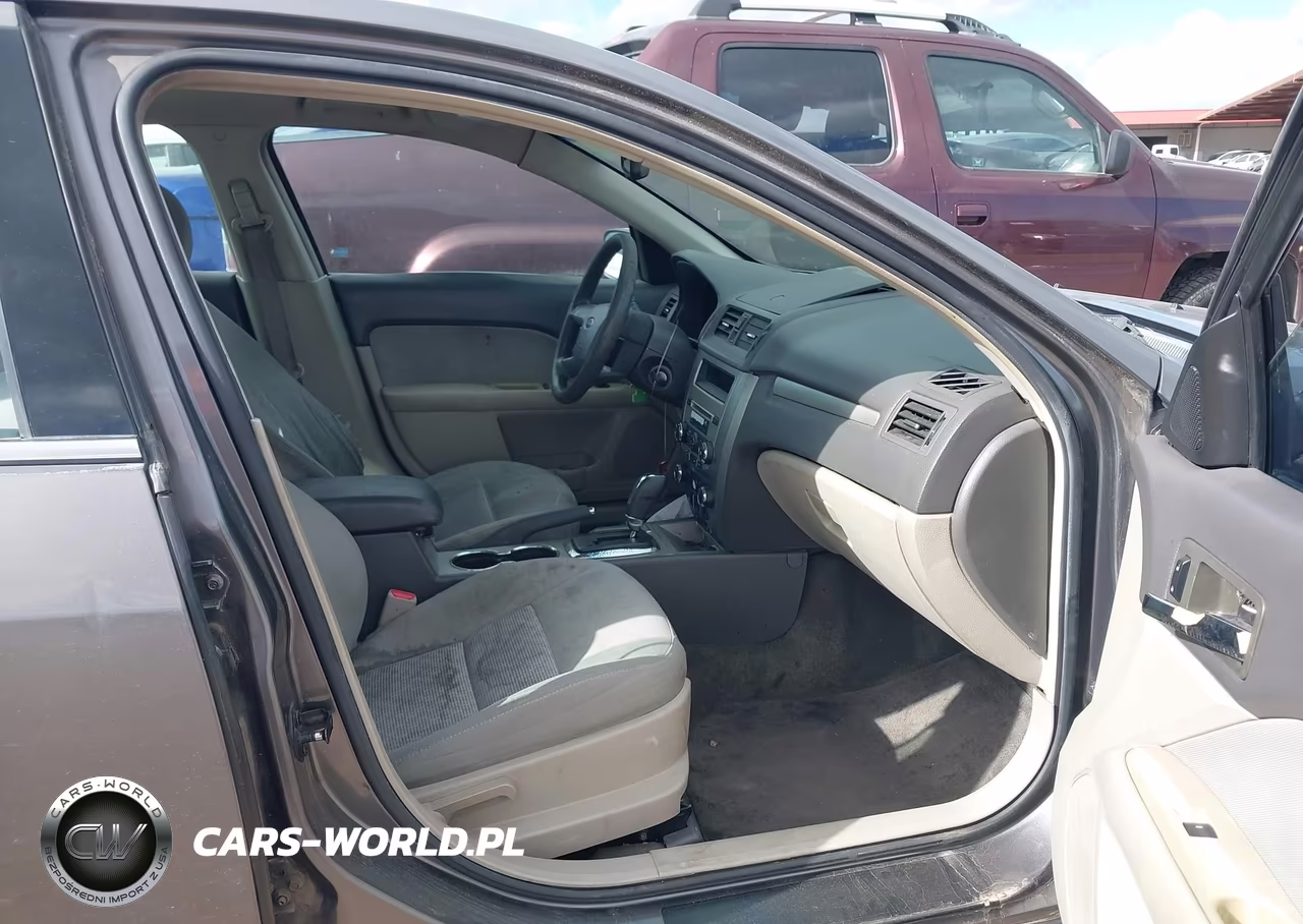 2010 Ford Fusion Se VIN:3FAHP0HG8AR423593 - 5
