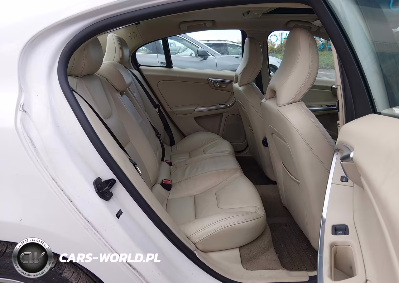 2013 Volvo S60 T5-T5 Platinum-T5 Premier-T5 Premier Plus VIN:YV1612FH2D2183731 - 8