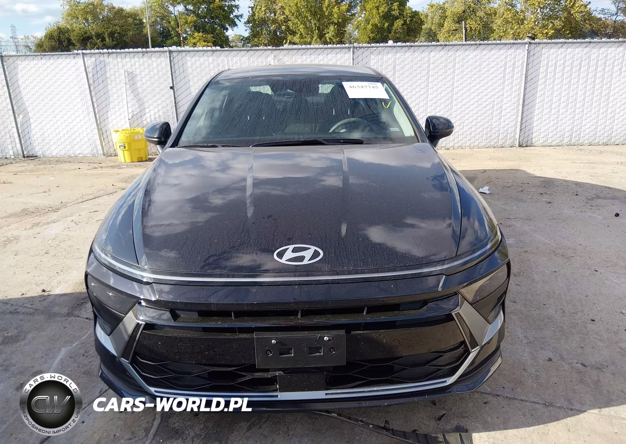 2026 Hyundai Sonata Hybrid Blue VIN:KMHL24JJ5TA156258 - 10