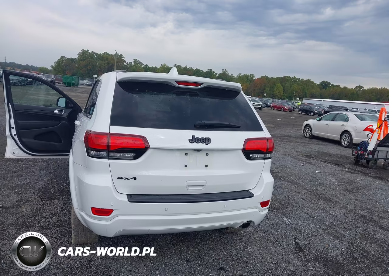 2021 Jeep Grand Cherokee Laredo X 4X4 VIN:1C4RJFAGXMC534887 - 16