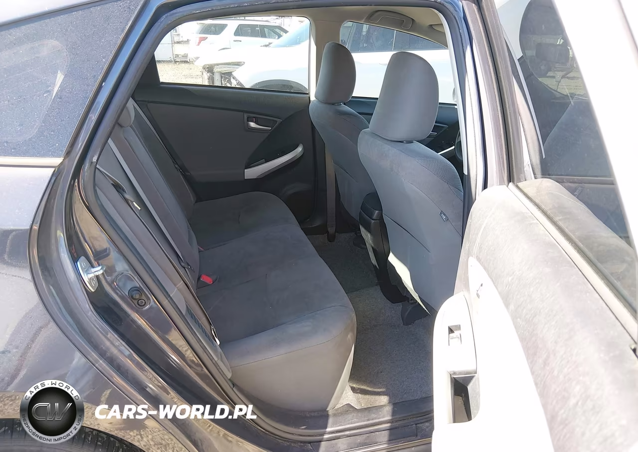 2014 Toyota Prius Two VIN:JTDKN3DU0E1755336 - 8