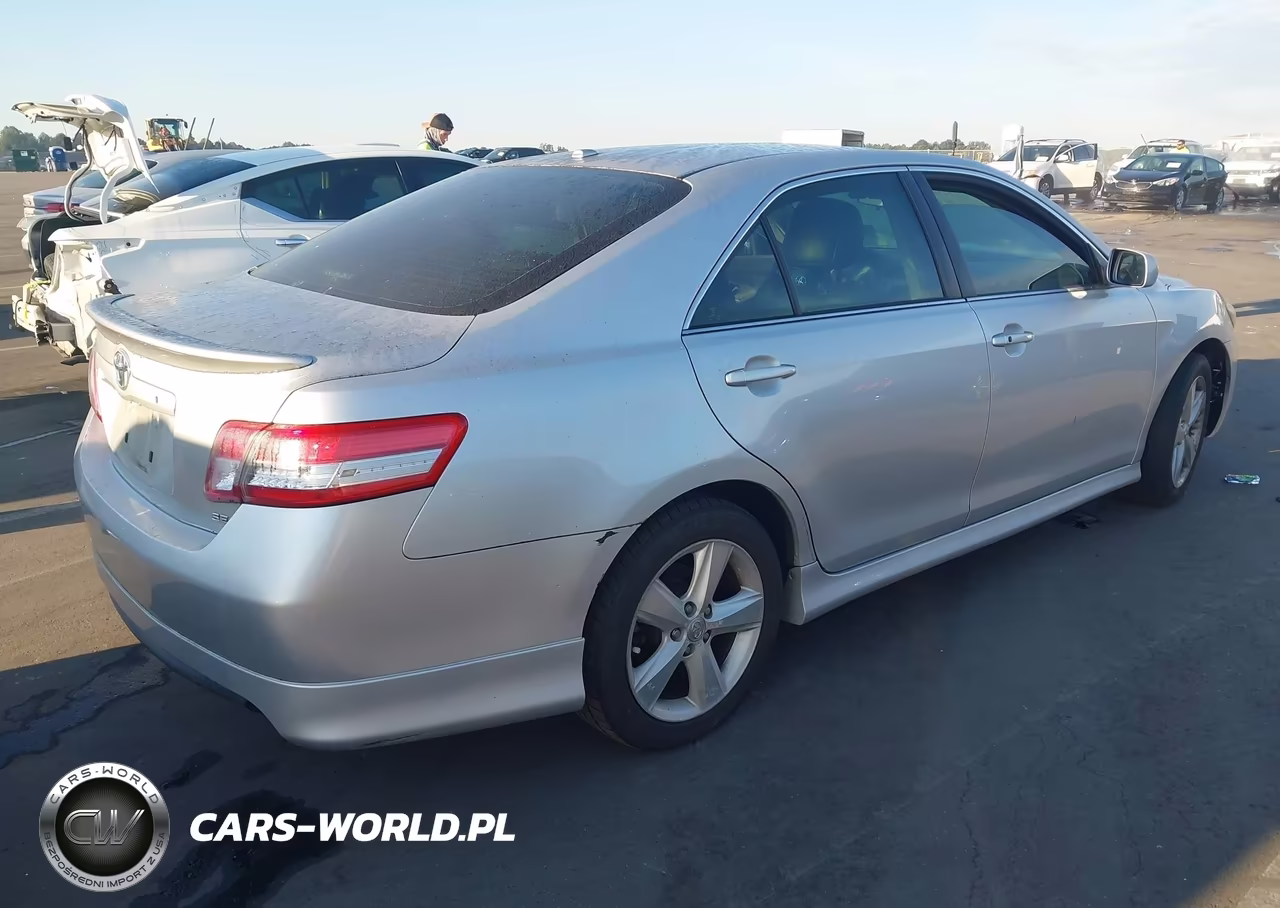 2010 Toyota Camry Se V6 VIN:4T1BK3EK6AU606861 - 4