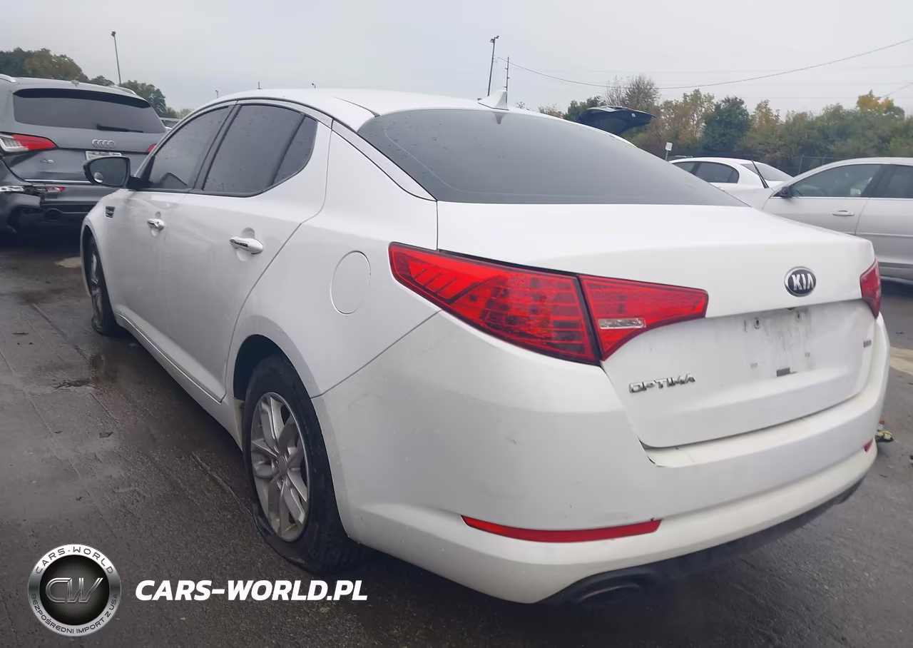 2013 Kia Optima Lx VIN:5XXGM4A75DG185351 - 3