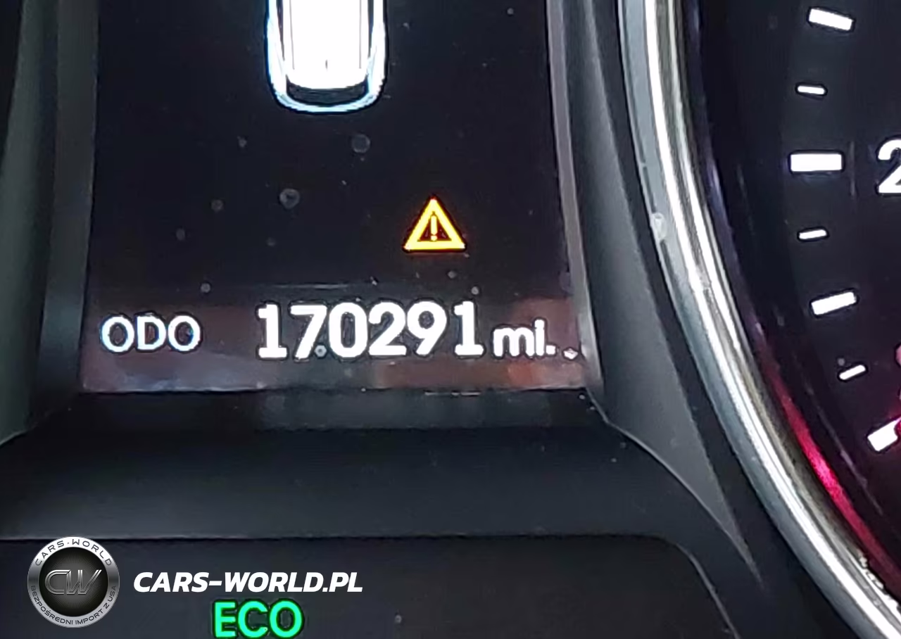 2016 Hyundai Santa Fe Sport 2.4L VIN:5XYZU3LB9GG305592 - 15