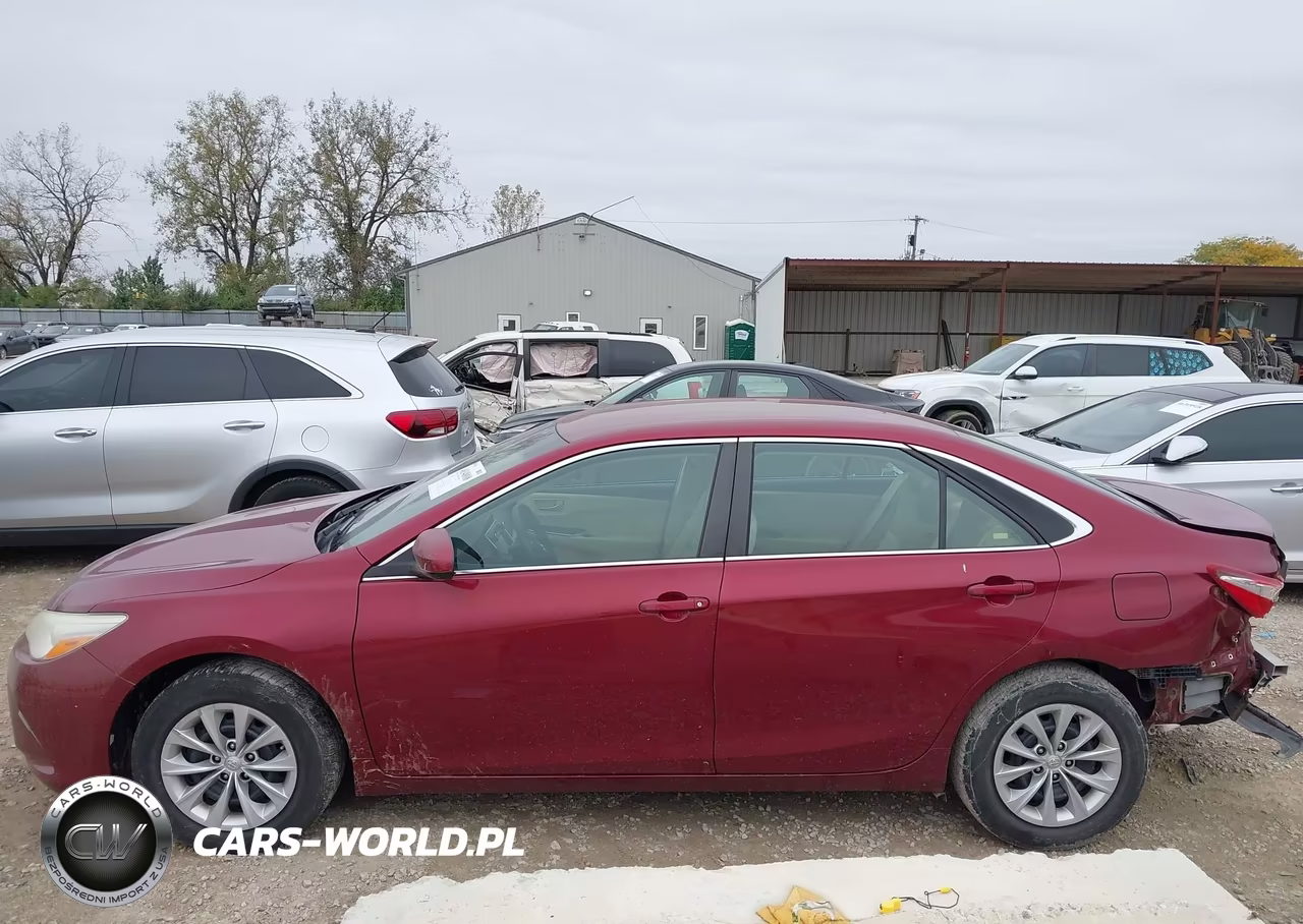 2016 Toyota Camry Le VIN:4T1BF1FK0GU535091 - 15